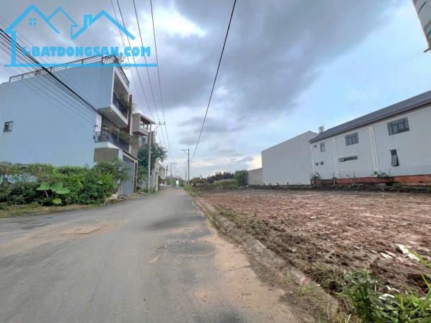 Lô đất sam sung bưng ông thoàn DT 107m giá đầu tư