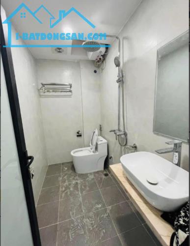 Bán Nhà Đường Khương Trung 41m2 4 Tầng Mặt Tiền 4.3m Giá Chào 7.9 Tỷ