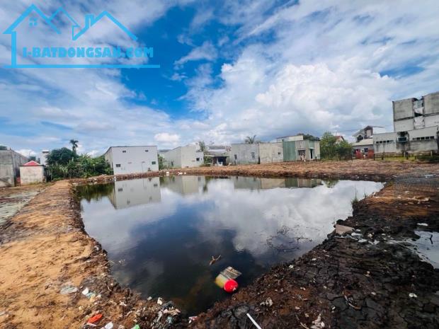 Bán lô đất nông nghiệp hẻm 3 gác ngay trường Lê Văn Lương Nhà Bè 1180m² (30x40) chỉ 5.3 tỷ