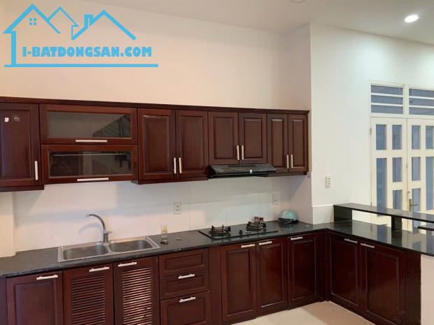 Bán nhà mới 4 tầng (8x19) hẻm xe hơi 502 Huỳnh Tấn Phát Tân Thuận, Quận 7 giá chỉ 13 tỷ