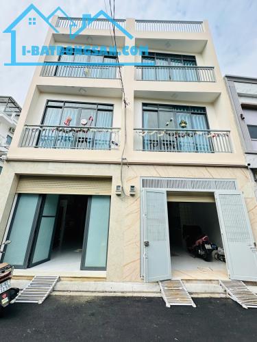 Bán nhà HXH 8m Âu Cơ - DT 38m2 - KC 1 trệt 2 lầu sân thượng - giá 8.6 tỷ TL