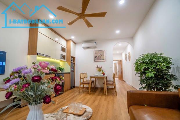 Tòa CCMN Láng Hạ, Đống Đa 94m2*7T thang máy 22PKK đường thông ô tô bán gấp