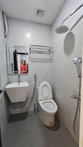 Bán Nhà Khu Vực Đống Đa 48m2 5 Tầng Mặt Tiền 3.9m Giá Nhỉnh 10 Tỷ