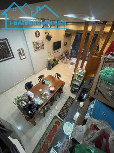 Bán nhà 3 tấm ngay Vincom Biên Hoà P. Tân Mai(Tam Hiệp mới). 4,5x16m. Giá 5,1 tỷ.