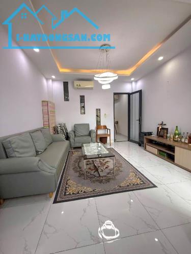 BÁN NHÀ ĐẸP SÁT KÊNH THA.M LƯƠN.G - AEO.N MAILL TPHU - ( 4X15M )