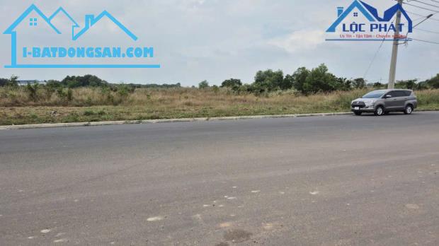 Bán đất KCN Hố Nai huyện Trảng Bom 1,5ha giá 195 usd/m²