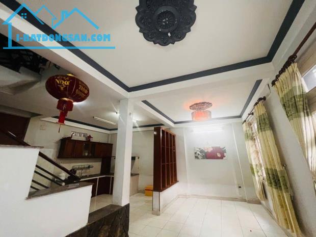 BÁN GẤP NHÀ GẦN MẶT TIỀN ĐƯỜNG LINH TRUNG, THỦ ĐỨC. 56M2, 4.8 TỶ. TUẤN