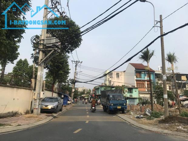 Bán Nhà mới, Đường 102, TNP, 4 tầng, 60m2, 6 tỷ hơn