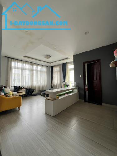 BÌNH THẠNH, BIỆT THỰ 3 TẦNG ĐẶNG THÙY TRÂM, DT 15x16m
