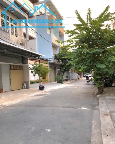 BÁN NHÀ CẠNH TÂ.N HÒA ĐÔN.G- NGÃ 3 TÂ.N KHAI - ĐƯỜNG XE TẢI - ( 4X13M )-