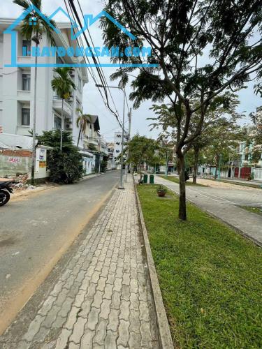 Bán đất Biệt Thự Khu Tân Quy Đông Quận 7. Dt 14,6x16m view công viên