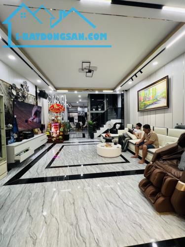 Nhà mới tinh 4tầng có thang máy(5.5x24)mặt tiền hẻm xe hơi thông Nguyễn Bình Nhà Bè 10.4tỷ