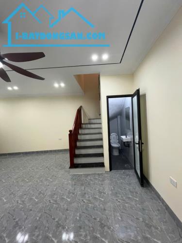 BÁN NHÀ TÌNH QUANG - GIANG BIÊN - 4,5 TẦNG XÂY MỚI - FULL NỘI THẤT - GIÁ CHỈ 4.7 TỈ