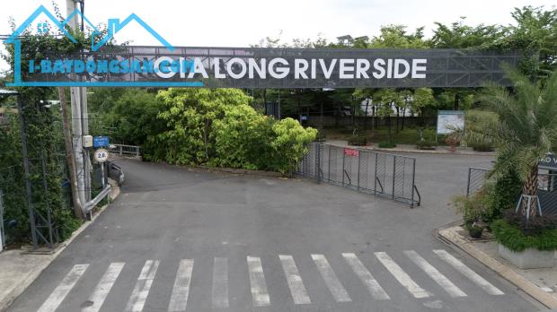 Bán Nhà Tại KDC Gia Long Riverside 7 x 12 Nhà 1 trệt 1 lửng 2 lầu sân thượng có thang máy