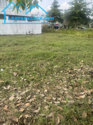 Bán đất nền biệt thự Bình Chánh, đường An Phú Tây Hưng Long, 250m2, hiếm