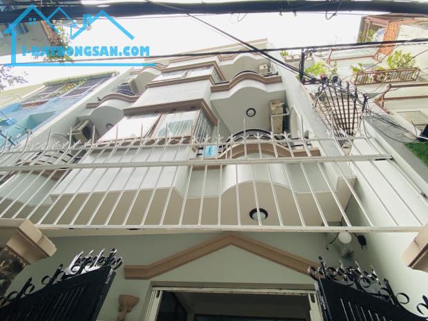 Nhà như Biệt thự, 20m Mặt Tiền Nguyễn Trọng Tuyển P.1 Tân Bình 87m2 4Tầng 4PN. Chỉ 12.8 tỷ