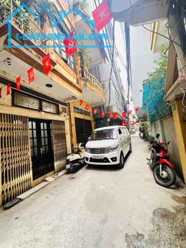 Bán Nhà Khu Vực Ba Đình 32m2 5 Tầng Mặt Tiền 4.5m Nhỉnh 8 Tỷ