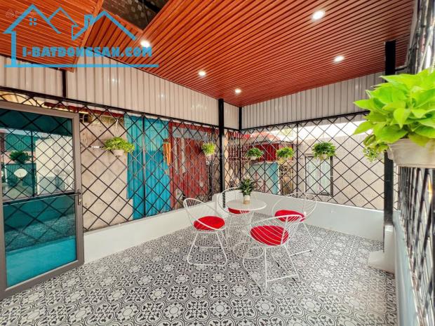 SIÊU HIẾM! 5T, DT: 39M2, NHỈNH 6 TỶ, LẠC LONG QUÂN, TÂY HỒ, 10M RA Ô TÔ TRÁNH