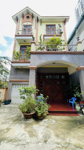 Biệt thự Nguyễn Duy Trinh, Q2 – Khu nhà cao tầng – Dt 220m² – NỞ HẬU