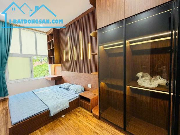 Bán nhà MẶT PHỐ- PHÂN LÔ VỈA HÈ- NGUYỄN VIẾT XUÂN- HÀ ĐÔNG🚗ÔTÔ 🏠2 THOÁNG- KINH DOANH