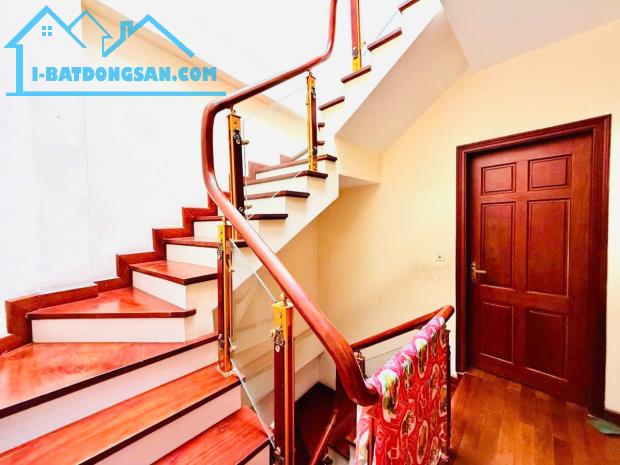 Bán Nhà Trung Tâm Hai Bà Trưng 56M2 5T Ngõ Thông Tặng Full Nội Thất Ở Ngay Giá 9.3 Tỷ