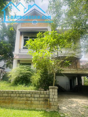 Biệt thự vườn Thảo Nguyên, Long Thạnh Mỹ – 384m²(16x24m) x 3 tầng
