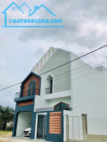 bán nhà mới đẹp đã hoàn công ngang 8m giá tốt Diên Khánh 0985451850