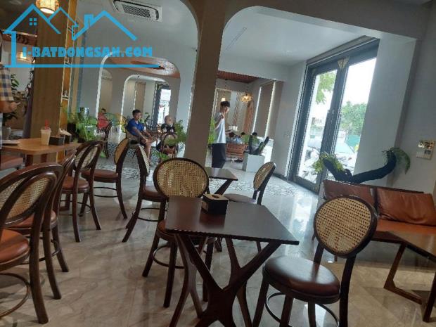 Bán nhà mặt phố Trường Chinh 88m2*5T, 6m Mặt tiền, Giá 7X tỷ nhỏ