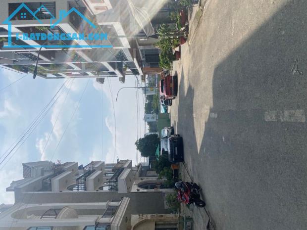 Nhà mới xây 4 lầu, full nội thất, Lê Thị Riêng giá 8 tỷ, Thới An Quận 12