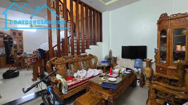 ☘ ☘ Bán nhà CĂN GÓC - 2 THOÁNG🚗Ô TÔ ĐỖ CỬA🏡 Ngô Quyền - Hà Đông🏠45m² 5 tầng