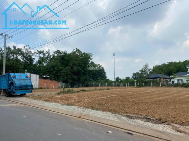 ĐẤT THỔ CƯ 5X40=200M2 THỔ CƯ SHR, ĐƯỜNG 18M, ĐỐI DIỆN CHỢ GIÁ 290TR
