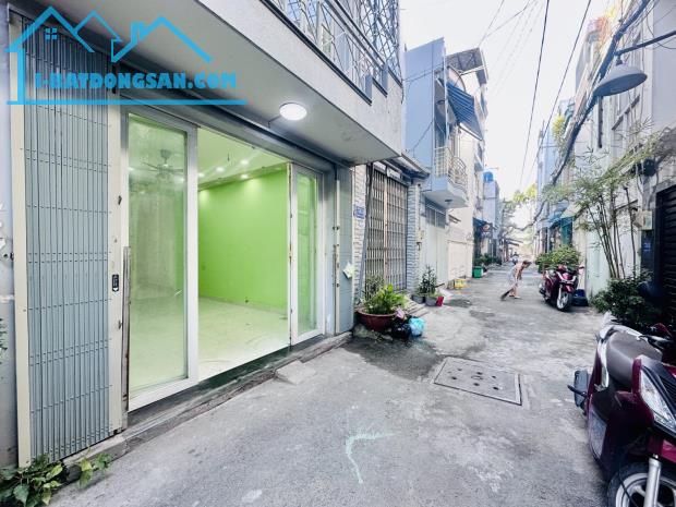 GẦN CHỢ ĐÊM HẠNH THÔNG TÂY – 50M2 VUÔNG A4 – HẺM XE HƠI 1 TRỤC SÁT MẶT TIỀN – CHỈ 5 TỶ 55