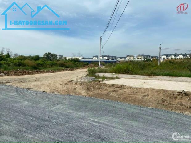 Cần bán 2 nền đất dự án Vạn Phát Đạt đường Bưng Ông Thoàn, P.Long Trường, giá tốt nhất