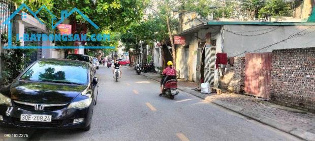 Bán Mảnh đất full thổ cư 202m2 tại khu vực Sài Đồng, P. Phúc Lợi, TP Hà Nội, Giá 43 tỷ.