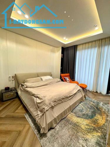 BÁN GẤP NHÀ PHỐ NGUYỄN SƠN - LONG BIÊN 80M x 4T, MT 5M, ÔTÔ TRÁNH, KINH DOANH. GIÁ 21.4 TỶ