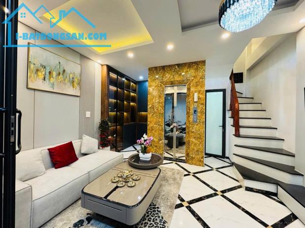 Siêu Phẩm 6T Thang Máy Trung Tâm Gần Ngã Tư Phố Huế - Bạch Mai Full Nội Thất Nhỉnh 9 Tỷ