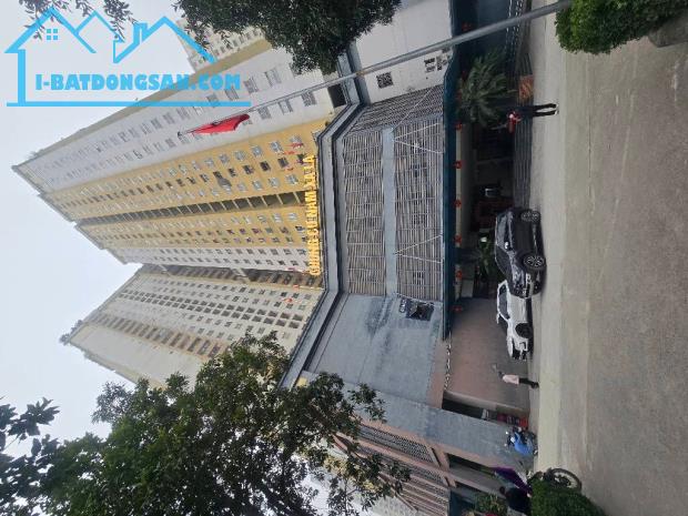 BÁN CĂN HỘ CHUNG CƯ NAM XA LA 2 NGỦ TẦNG TRUNG 71M2 NHỈNH 4 TỶ