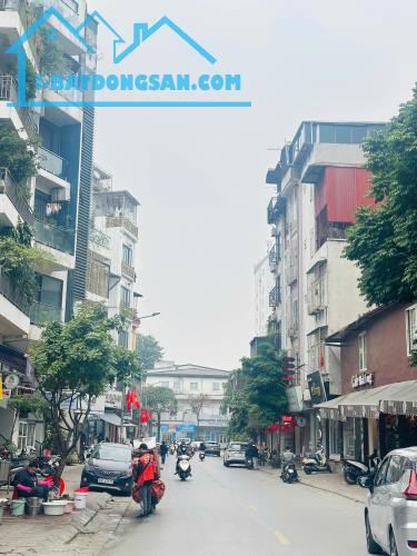Mặt Phố Chùa Quỳnh Vỉa Hè Đá Bóng 75M2 MT 6.2M, Giá 28 Tỷ – Vị Trí Vàng Xây Tòa Văn Phòng