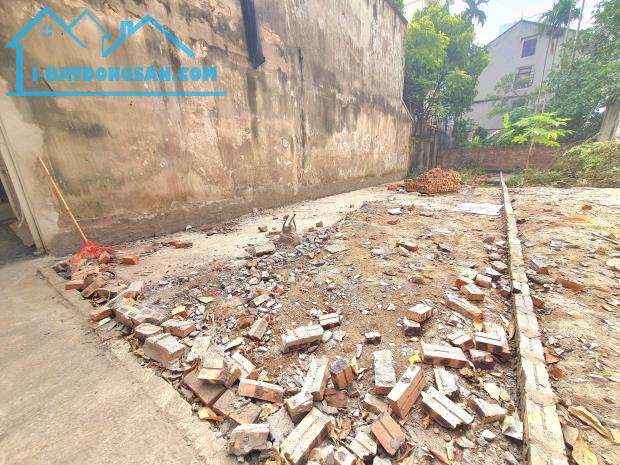 💰 140m² Đất Vàng Hồ Tây – Ô Tô Tránh – Xây Căn Hộ Dòng Tiền HÁI RA TIỀN