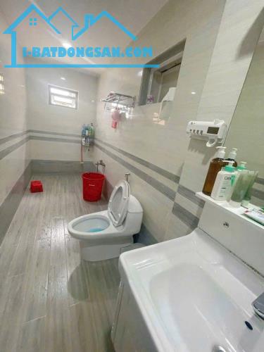 Bán biệt thự khu cư xá Phúc Hải, Tân Phong, Biên Hoà. 7,4x22m sàn sd 192m. Giá 8,5 tỷ