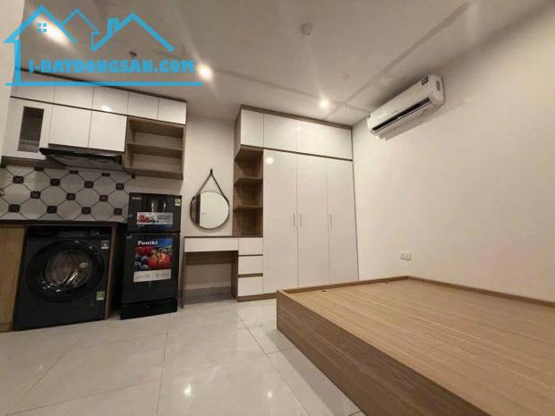 CẦU GIẤY - Tòa CCMN 23 phòng 100m² MT 5m - TM - 10M Ô TÔ - DÒNG TIỀN 1,5 TỶ - 24,5 TỶ