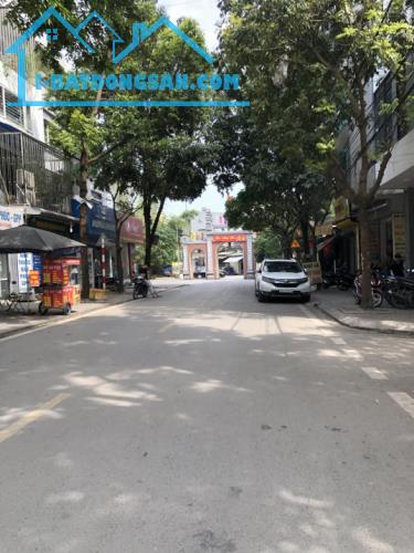 Cần bán nhanh Lô Đất Đẹp.ô tô Đỗ, Xa la Hà Đông.có sẵn nhà cấp 4 giá 7,5 tỷ LH Trường An