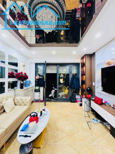 Siêu Hiếm! Nhà Đẹp Ở Ngay Ô Tô Vào Nhà Sát Hồ Võ Thị Sáu 7T Thang Máy Ngõ Thông 22.5 Tỷ