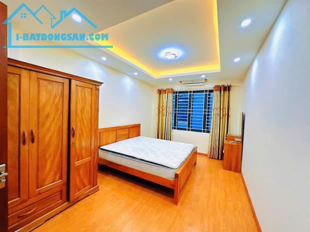 Sở hữu nhà đẹp trung tâm Hà Nội – 45M2 5T Mới, Ngõ 3 Gác Thông, Sát Ô Tô, Giá Chỉ 10.8 Tỷ.