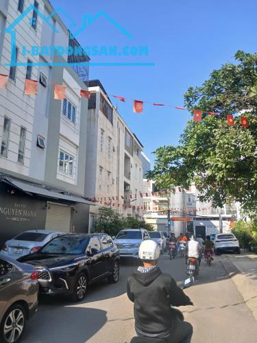 Chủ gửi BÁN NHÀ MẶT TIỀN ĐƯỜNG Ô TÔ 2 CHIỀU gần Chợ 39 Quận 2 Vị trí đẹp + hđ 35tr/th