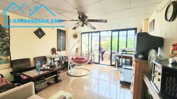 Hiếm phố Trần Quang Diệu 95m2, 5 tầng 2 thoáng, mặt tiền 6.5m Gara ô tô kinh doanh đẹp