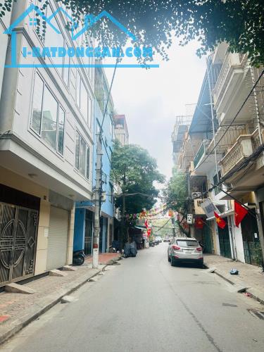 Phân lô VIP Tam Trinh 65M 4T MT 4.8M, sổ vuông, vỉa hè, ô tô tránh, khu bàn cờ dân trí cao