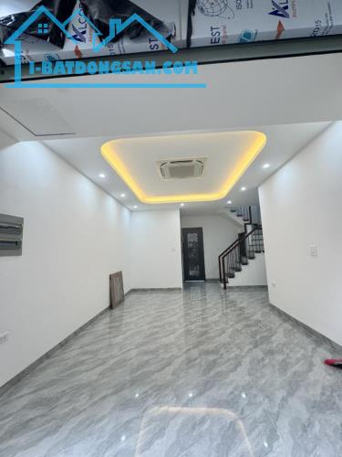 PHỐ TRÍCH SÀI – NHÀ 6 TẦNG – NGÕ RỘNG THÔNG – GẦN HỒ TÂY