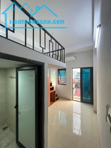 TÒA CHDV ĐƯỜNG CẦU GIẤY, DT 230M2, XÂY 7 TẦNG, DÒNG TIỀN GẦN 3 TỶ/NĂM, GIÁ CHÀO 42 TỶ