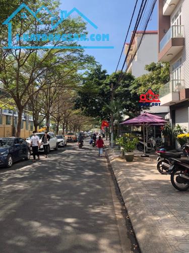 Hàng ngộpp. Nhà 1 lầu mặt tiền kd ngay bv Đồng Nai. 4x18m. Sổ thổ cư. Giá ngộpp 7,5 tỷ !